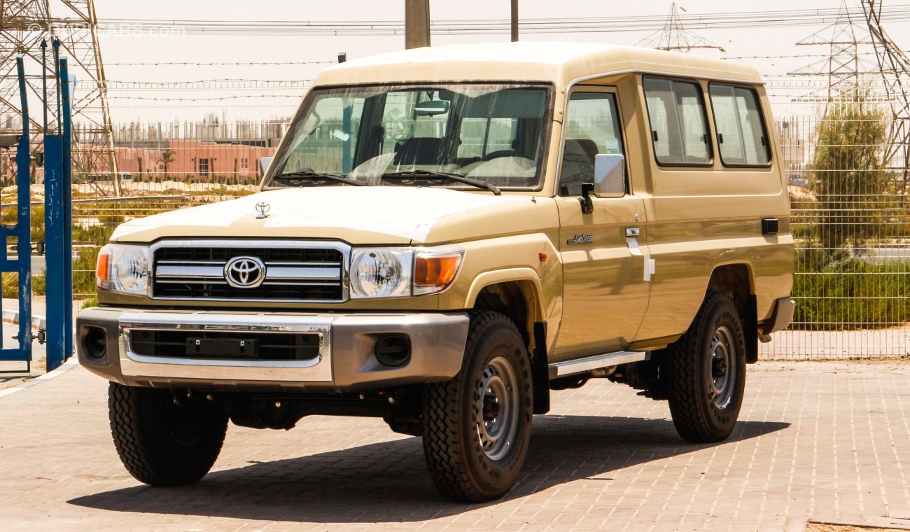 Toyota Land Cruiser Hard Top V6