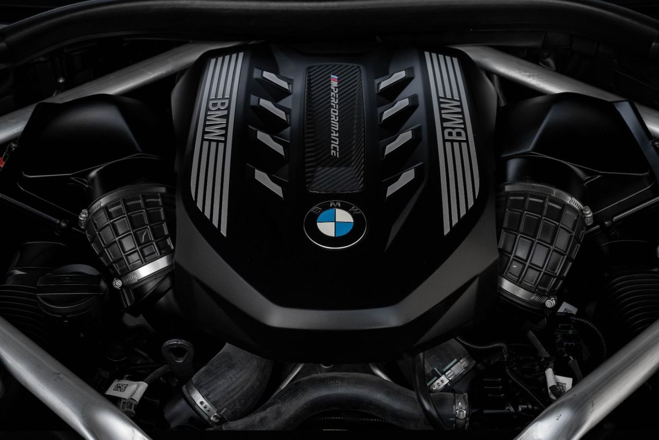 BMW X6 4,504 P.M  | 0% Downpayment | X6 M50i | LOW KMS! | WARRANTY!