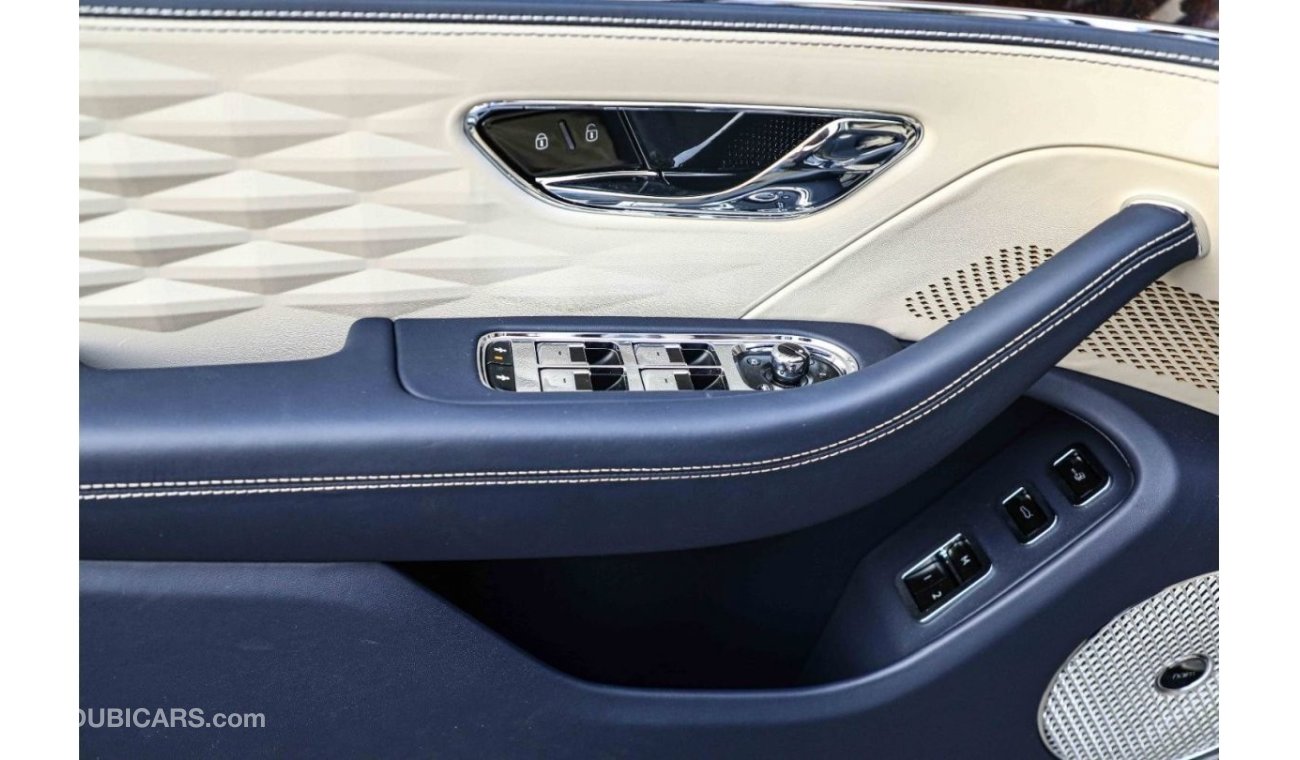 بنتلي فلاينج سبور 2022 Bentley Flying Spur 2.9L V6 Hybrid - Mileage + Luxury + Powerful Bi-turbo Engine | Export Price