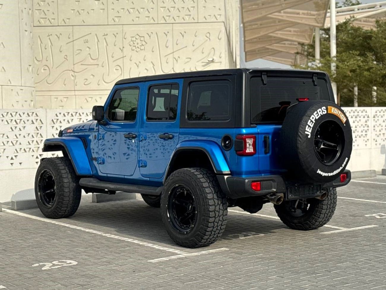 Jeep Wrangler Sport 3.6L A/T (5 Seater)