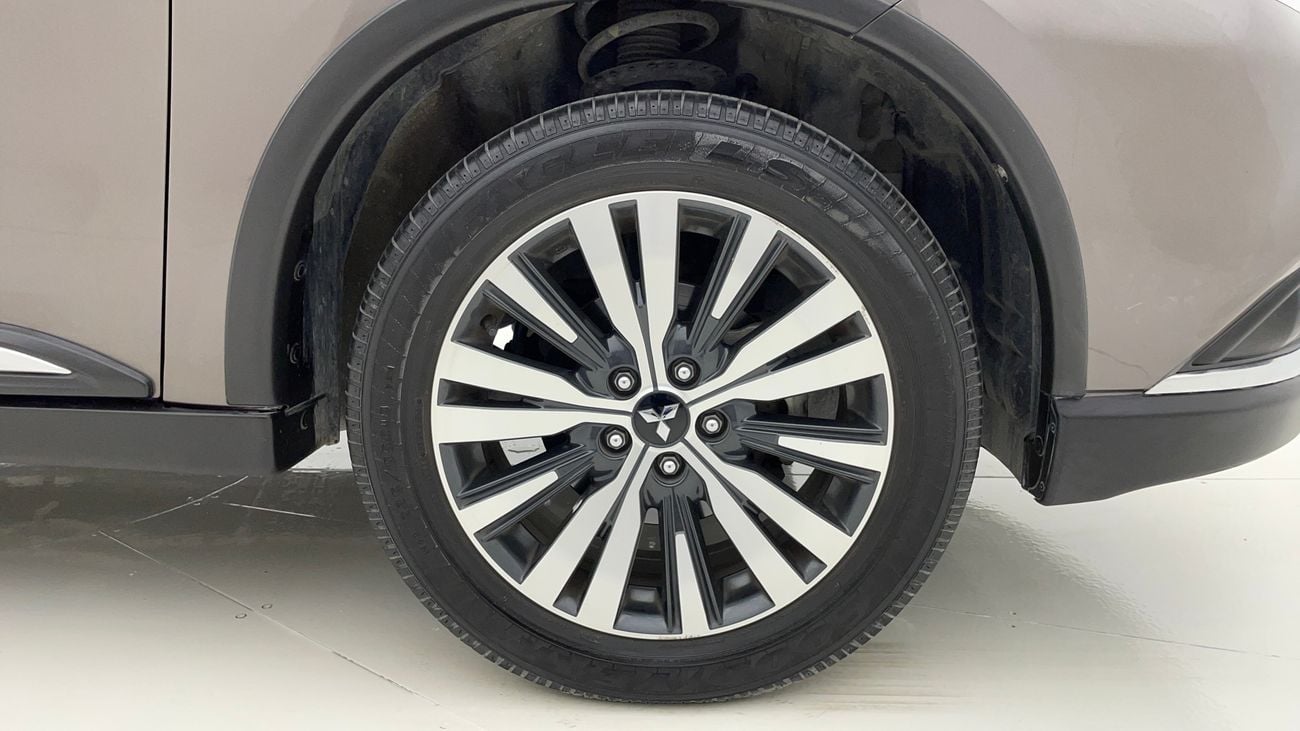 ميتسوبيشي آوتلاندر GLX MIDLINE 2.4 | بدون دفعة مقدمة | اختبار قيادة مجاني للمنزل