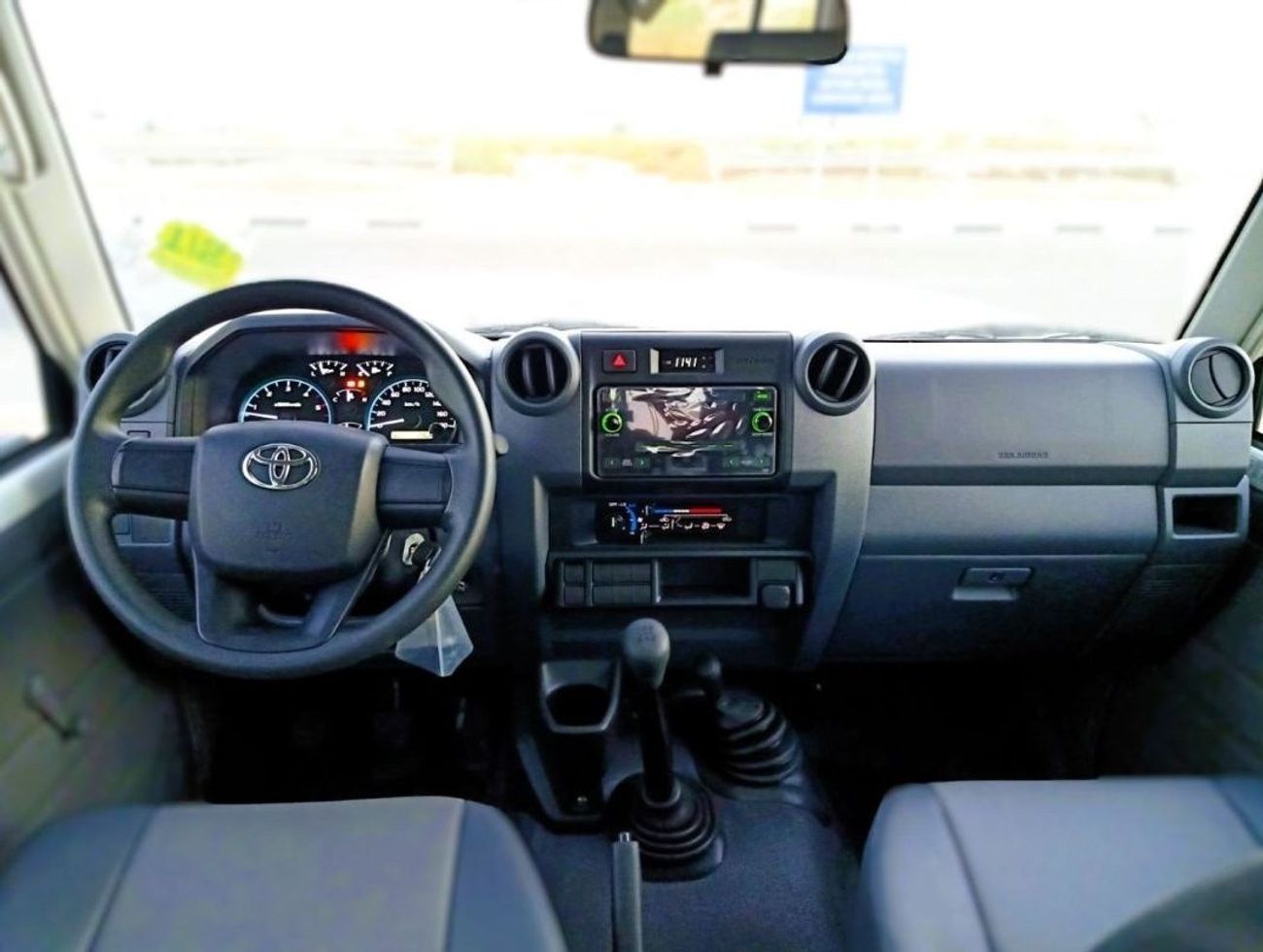 Toyota Land Cruiser Pick Up pickup Double cabin Diesel  4.2L 6V M/T 4*4 basic 2025 With No Restrictions