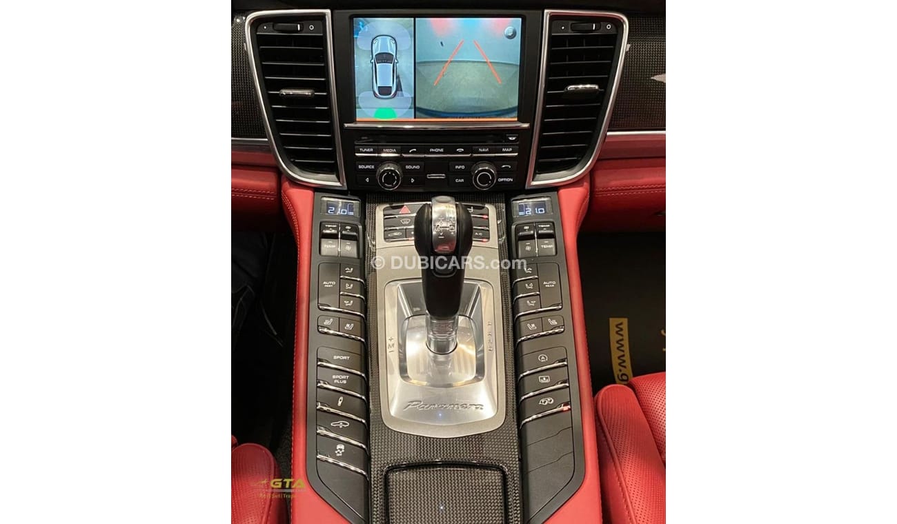 بورش باناميرا 2016 Porsche Panamera GTS, Porsche Warranty, Full Service History, Low Kms, GCC