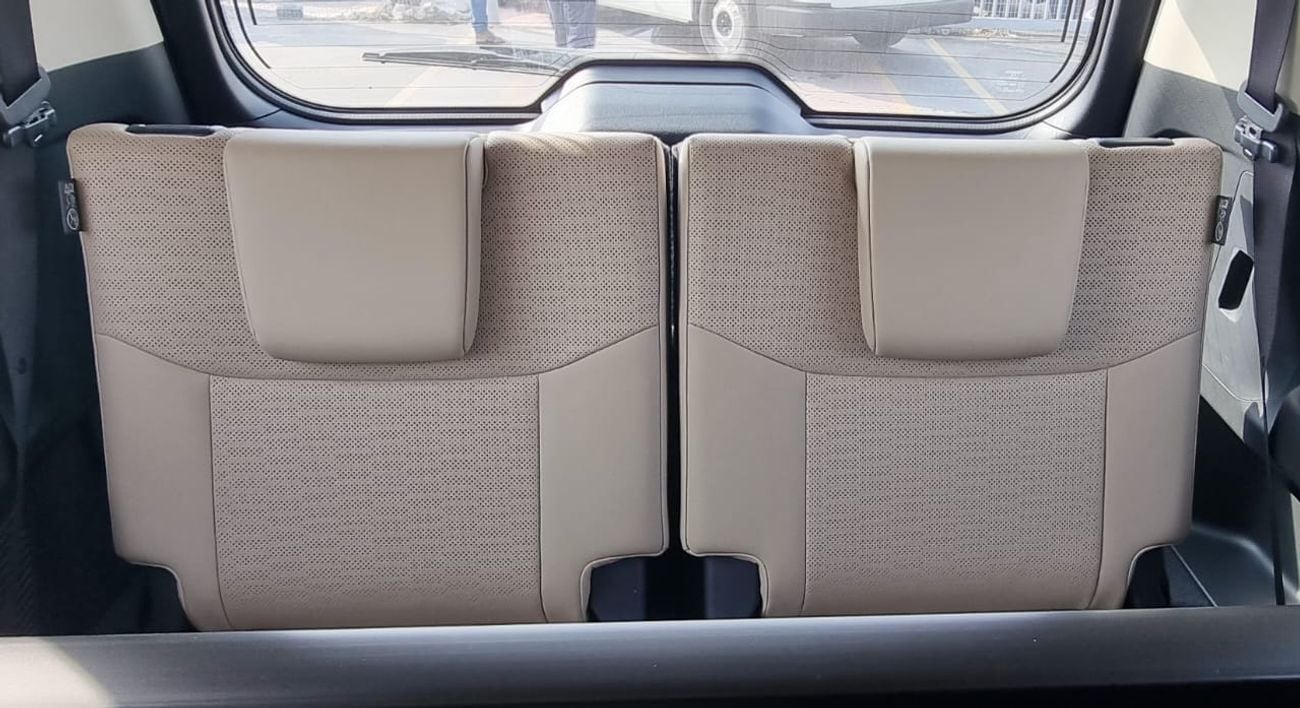 تويوتا برادو TOYOTA PRADO 2.4L PETROL WITH RADAR MY 2025