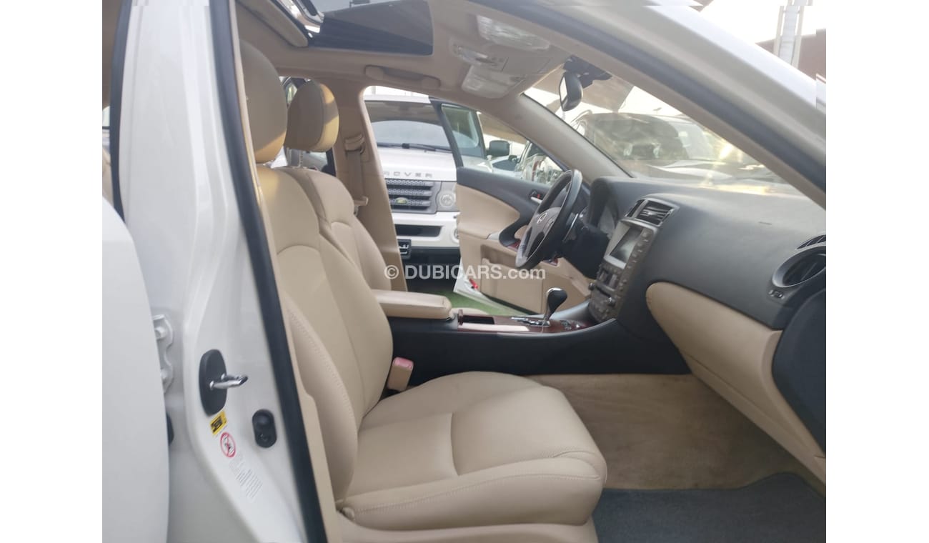 Lexus IS300 Gulf model 2007, white, beige interior, number one, imprint, leather hatch, cruise control, in excel