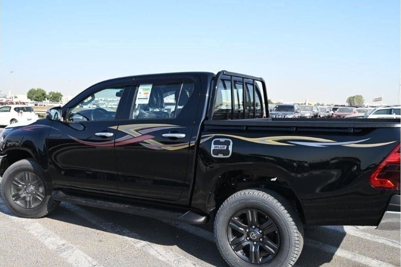 تويوتا هيلوكس 2025 TOYOTA HILUX DOUBLE CAB SR5 2.7L PETROL 4WD 5-SEAT AT