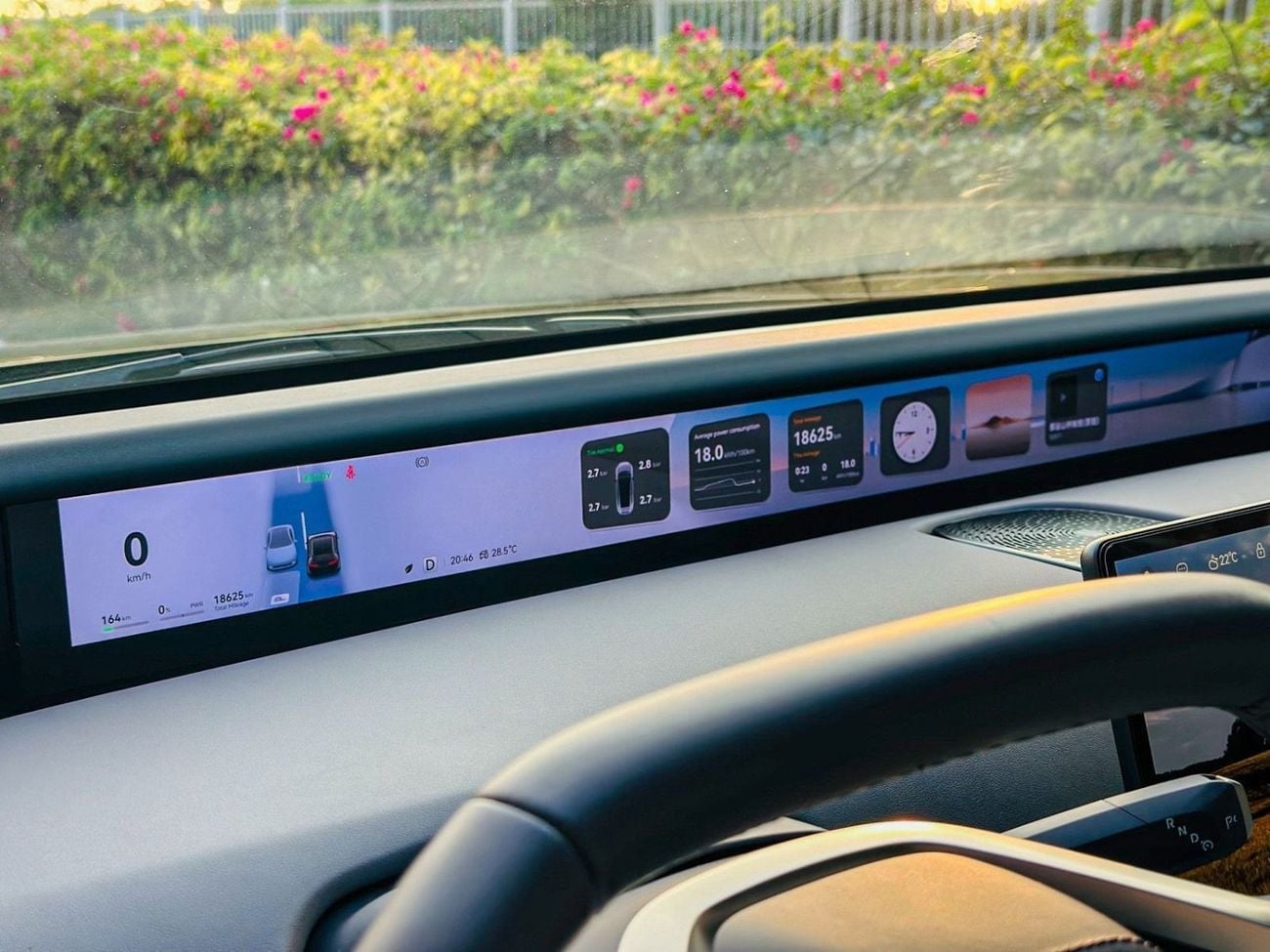 Avatr 12 2024 AVATR 12 Performance AWD | 94.5 kWh | 578 Hp | Range (700 Km) | Law Mileage (18,000 Km) | Warra