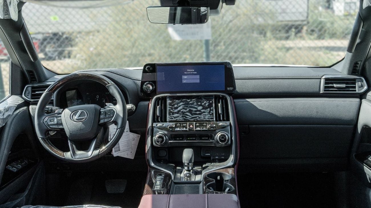 Lexus LX 700h 2026 Lexus Signature LX700h 3.5L AT Hybrid-With Auto Park