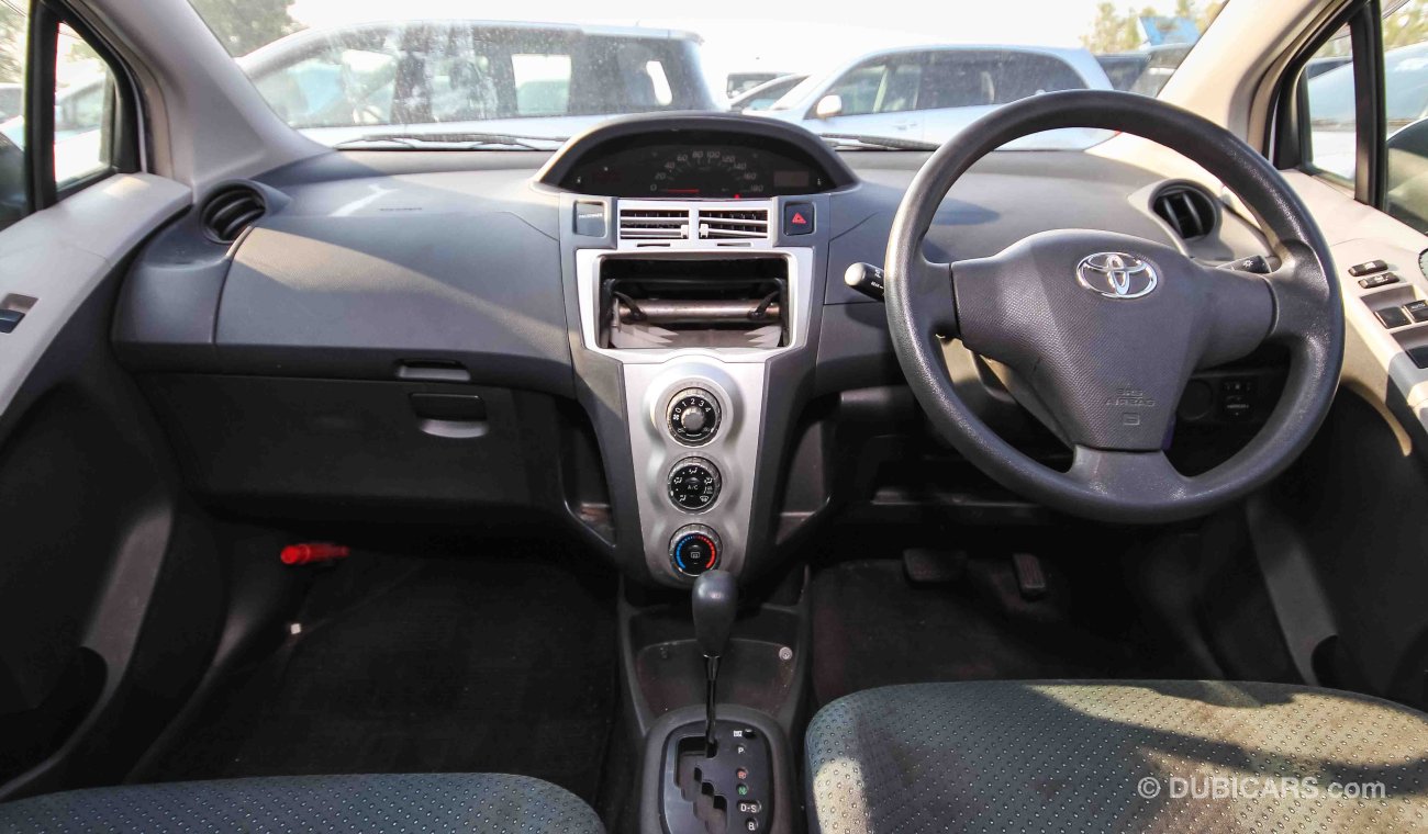 Toyota Vitz 26490