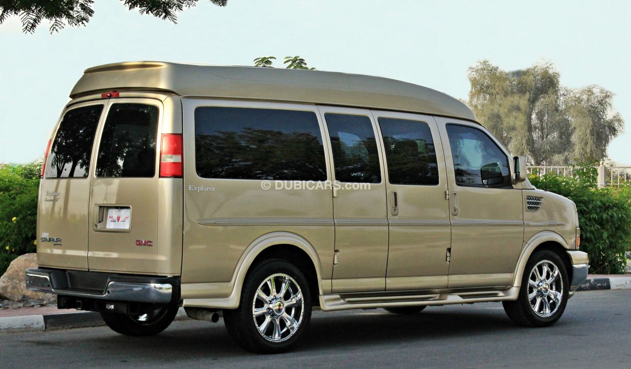 GMC Savana EXPLORER LIMITED SE - PRISTINE CONDITION - 27000KM DRIVEN - COMPLETE AGENCY MAINTAINED