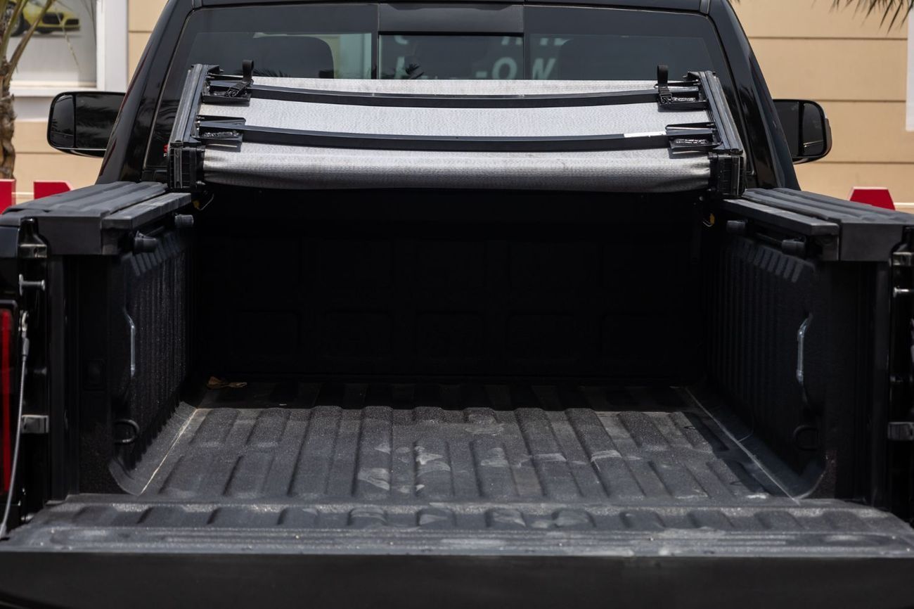 RAM 2500 Power Wagon 6.4L 4WD (5 Seater)