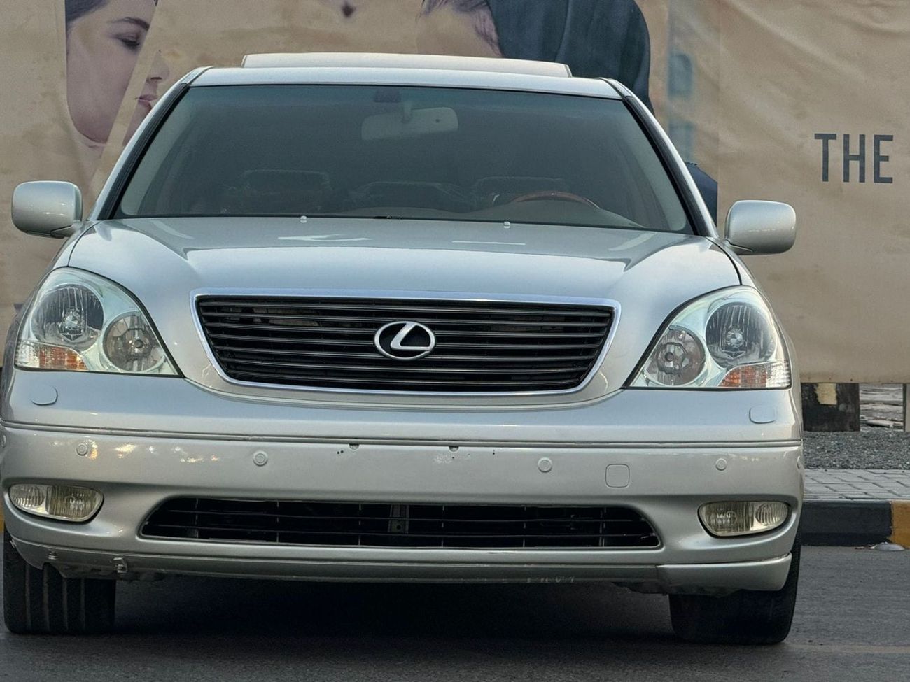 Lexus LS 430 In excellent condition and requires no expenses