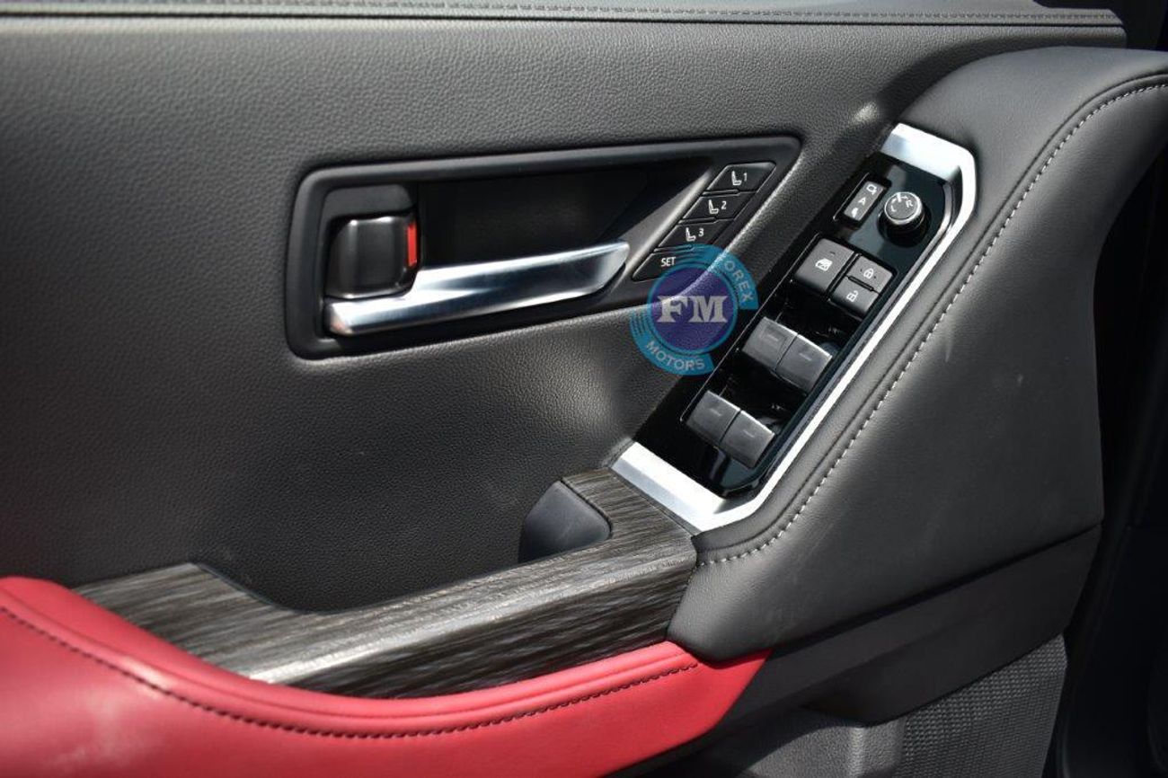 تويوتا لاند كروزر 300 GR-S 3.5 L Hybrid V6 7 Seat Automatic