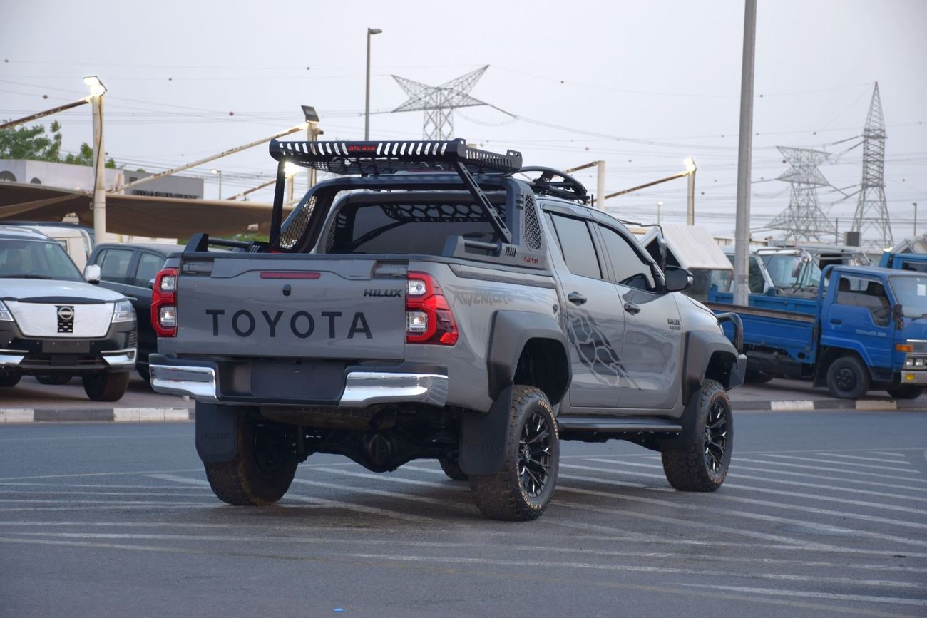 Toyota Hilux S GLX 2.8L 4WD A/T