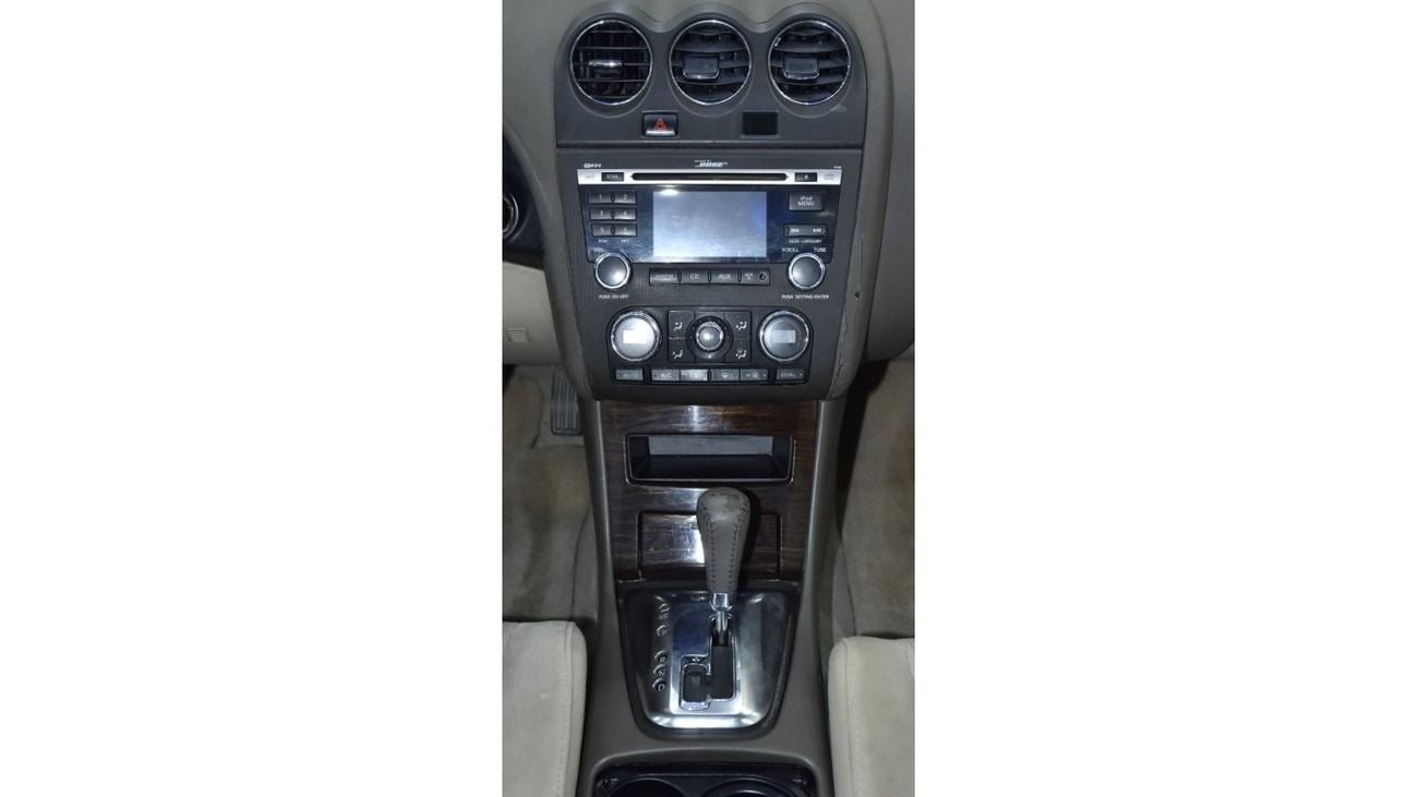 نيسان ألتيما EXCELLENT DEAL for our Nissan Altima 2.5 S ( 2012 Model ) in Black Color GCC Specs