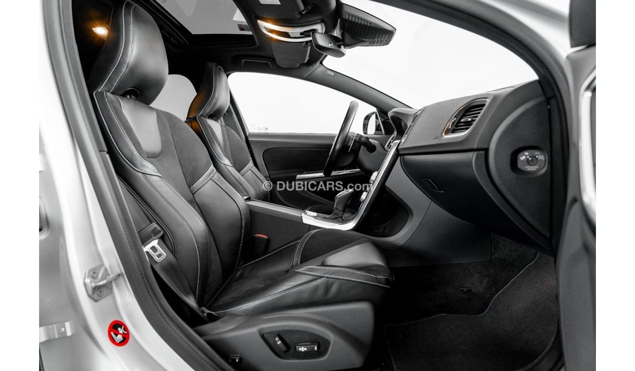 فولفو V60 2016 Volvo V60 Polestar / Full-Service History / Low Mileage