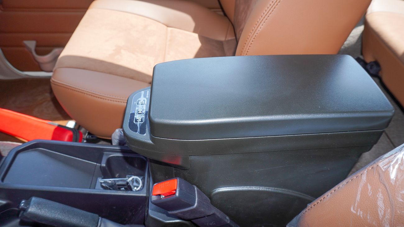 Toyota Land Cruiser 70 LX 4.0L V6 A/ T  Al Futtaim