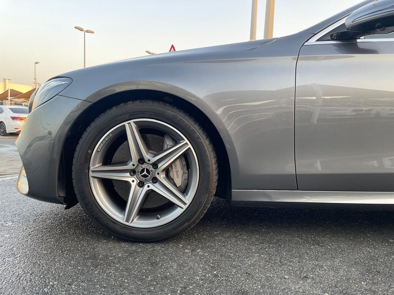 مرسيدس بنز E300 AMG