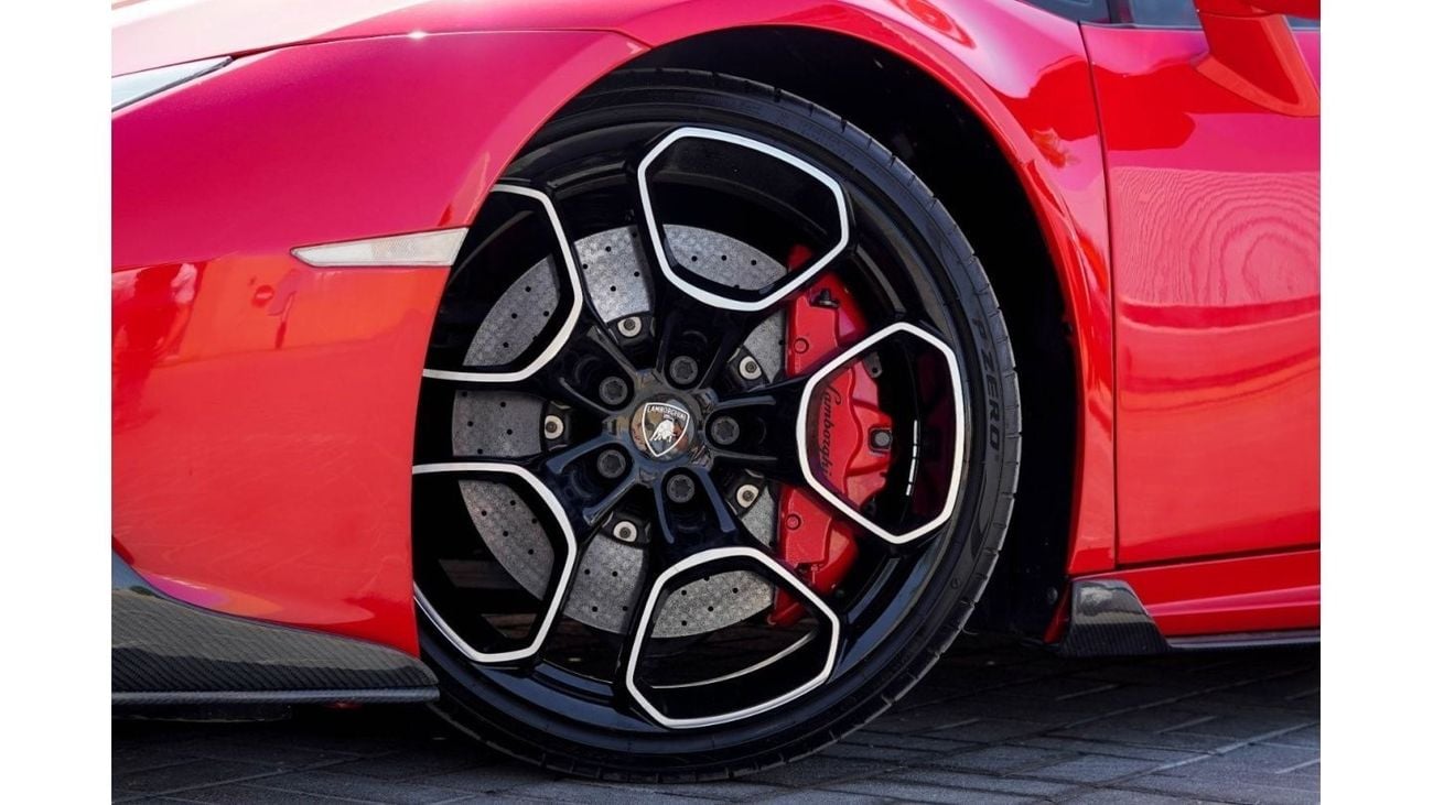 Lamborghini Huracan LP640-4 Performante Lamborghini Huracan 2018 GCC.