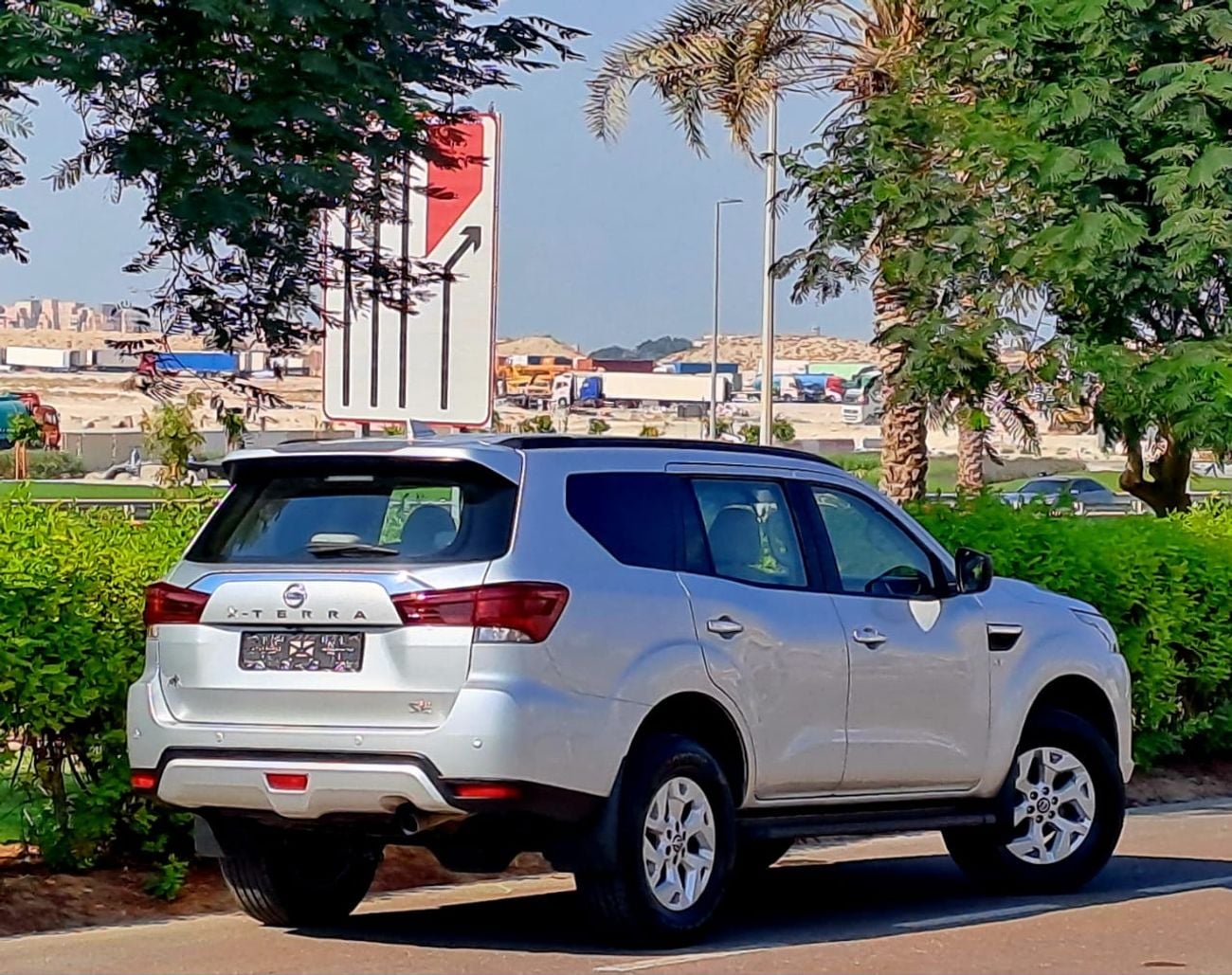 نيسان إكستيرا SE 2.5L FWD
