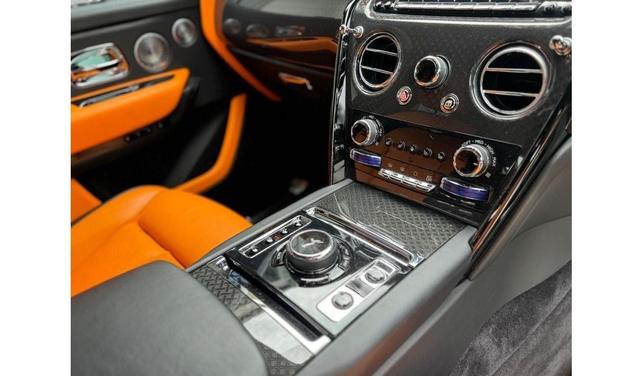 Rolls-Royce Cullinan 6.75 V12 Black Badge RIGHT HAND DRIVE