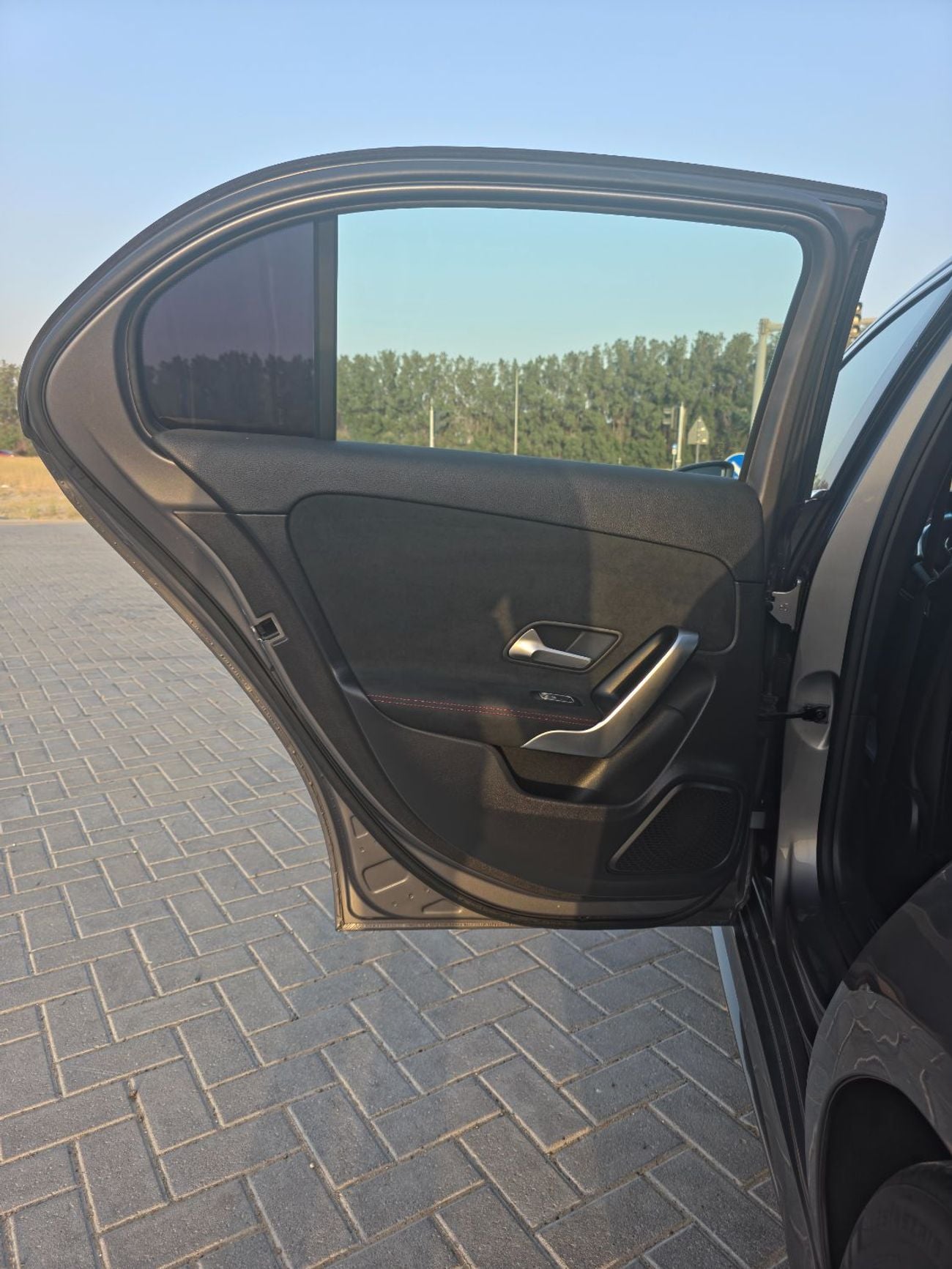 مرسيدس بنز A 200 AMG