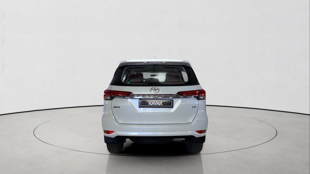 Toyota Fortuner 4.0 4WD AUTO 7STR GXR RA/RB | Guaranteed Warranty | 0 Down Payment