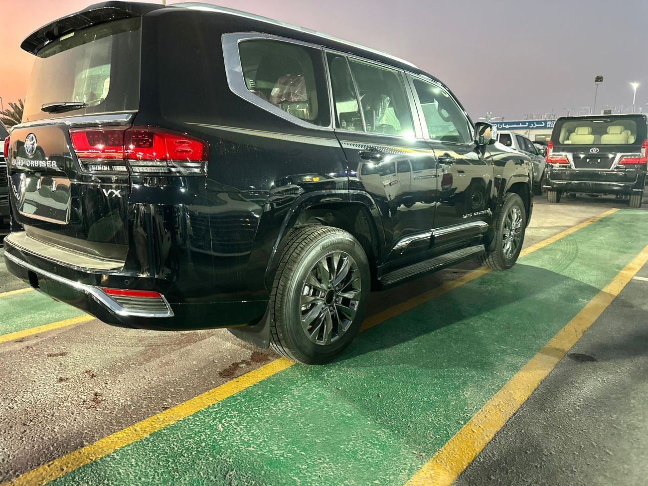 Toyota Land Cruiser 4.0L Black Edition
