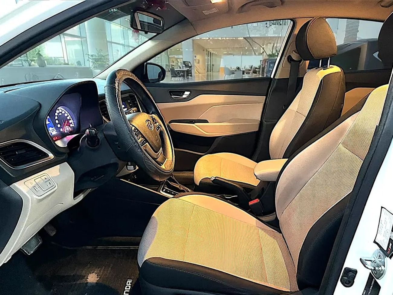 Hyundai Accent GL 1.4L (107 HP) Sedan 478 P.M | GL - GCC Specs - Excellent Condition