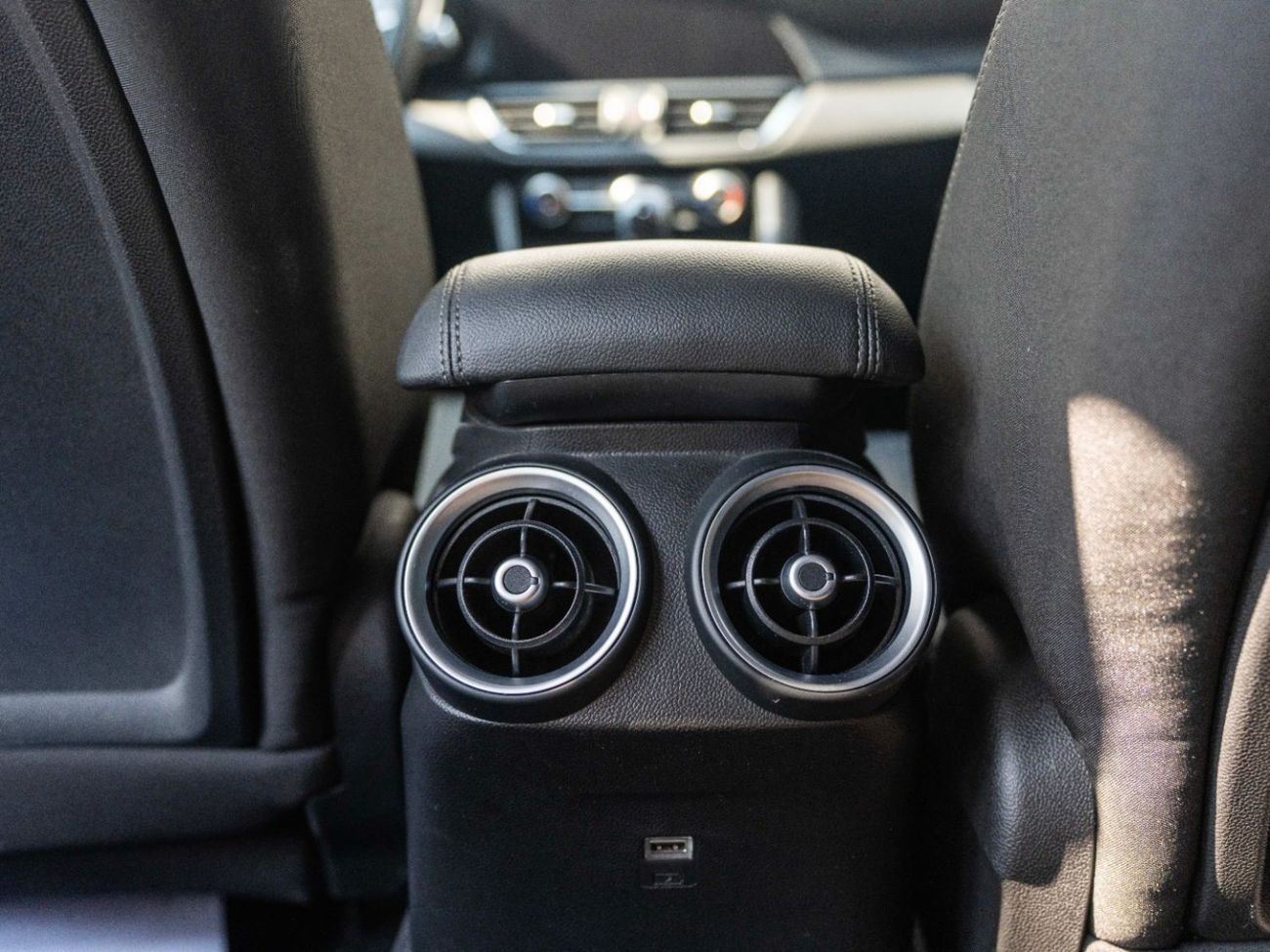 ألفا روميو جوليا S 2.0L