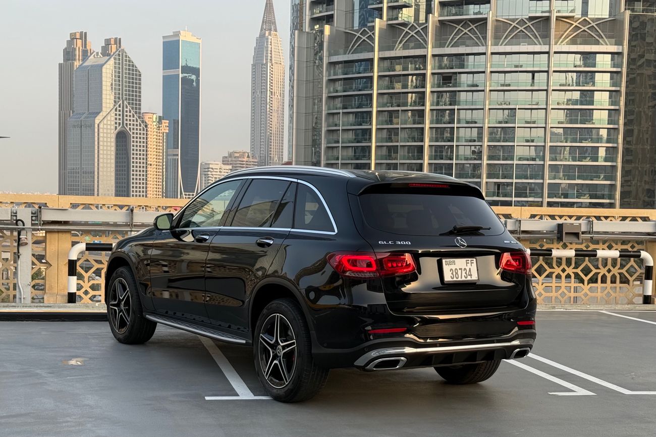 مرسيدس بنز GLC 300
