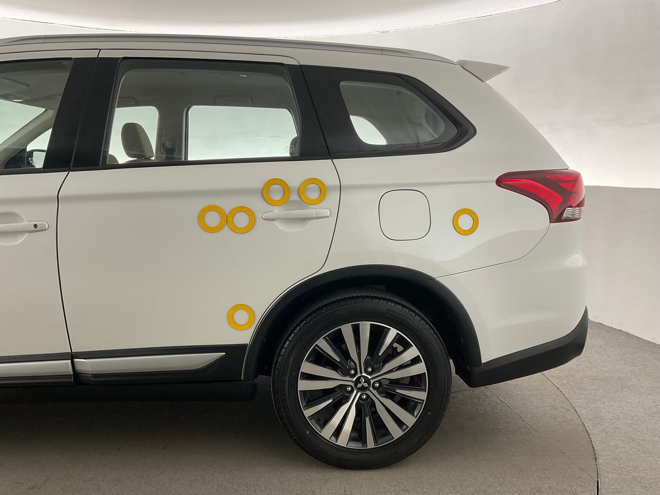 Mitsubishi Outlander GLX Basic | Guaranteed Warranty | 0 Down Payment