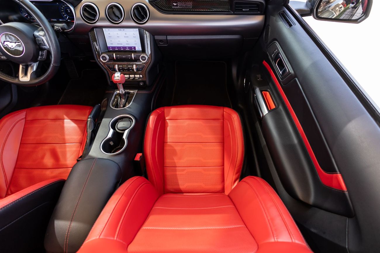 Ford Mustang GT Premium 5.0L V8