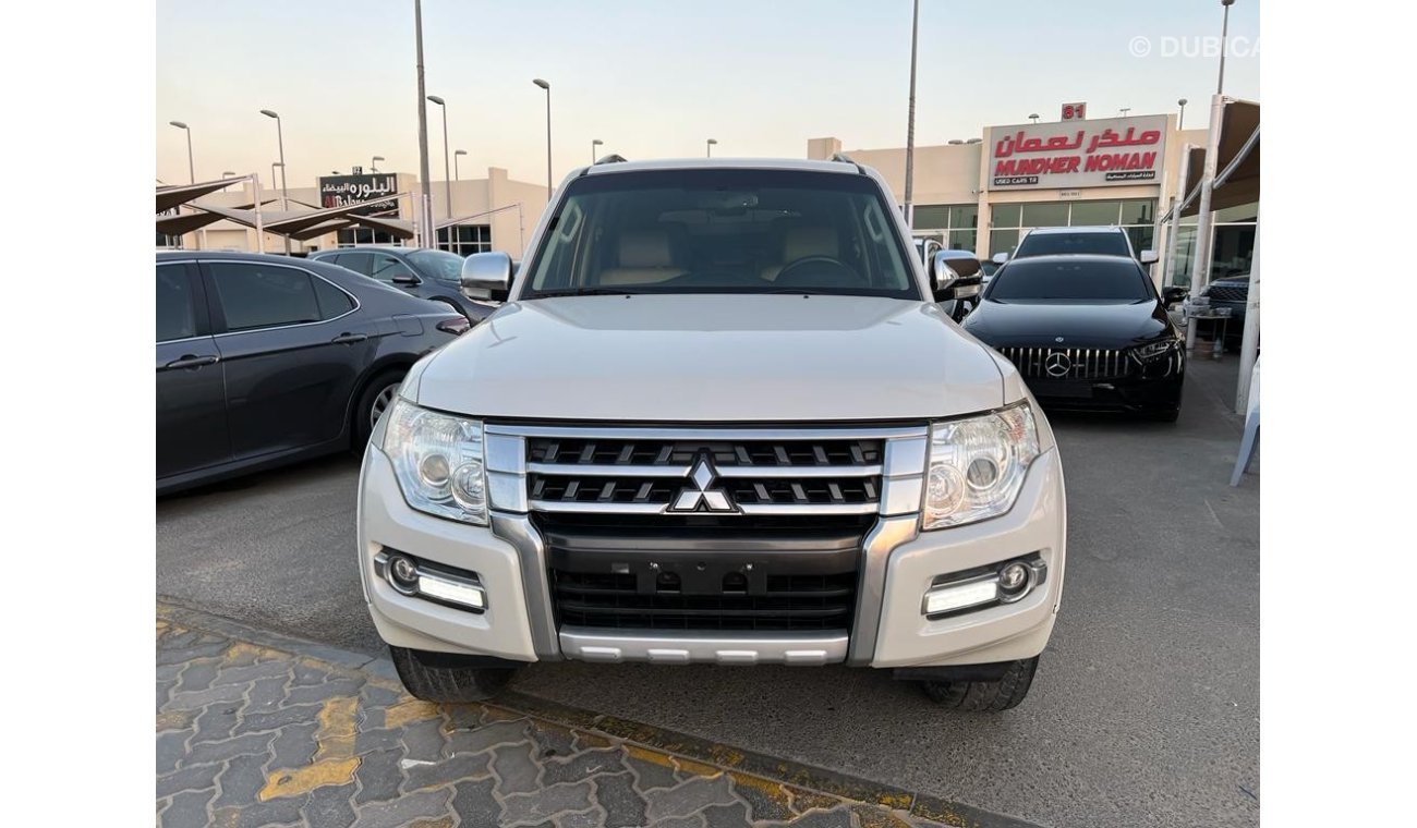 Mitsubishi Pajero GLS