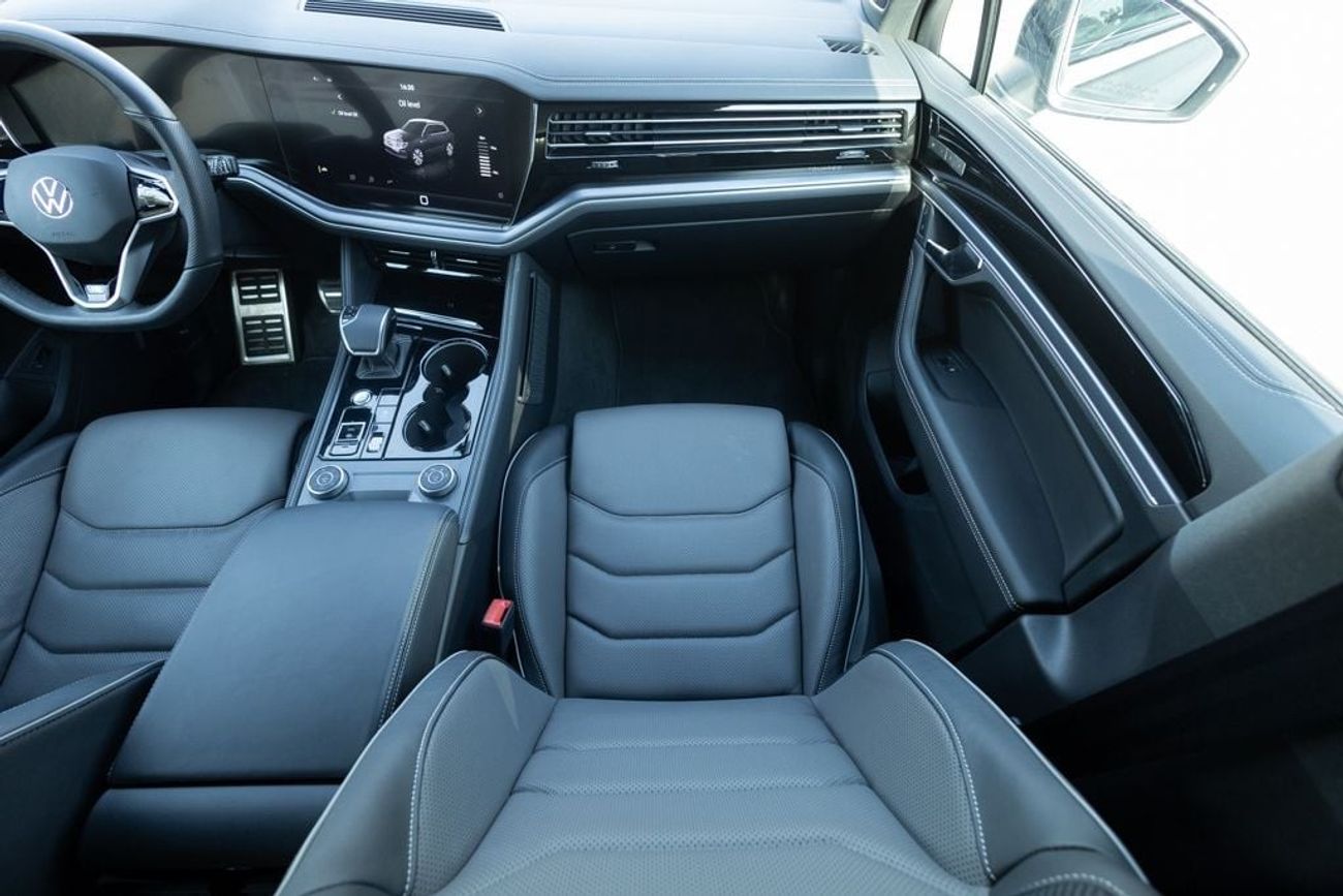 فولكس واجن طوارق R-Line 3.0L AWD