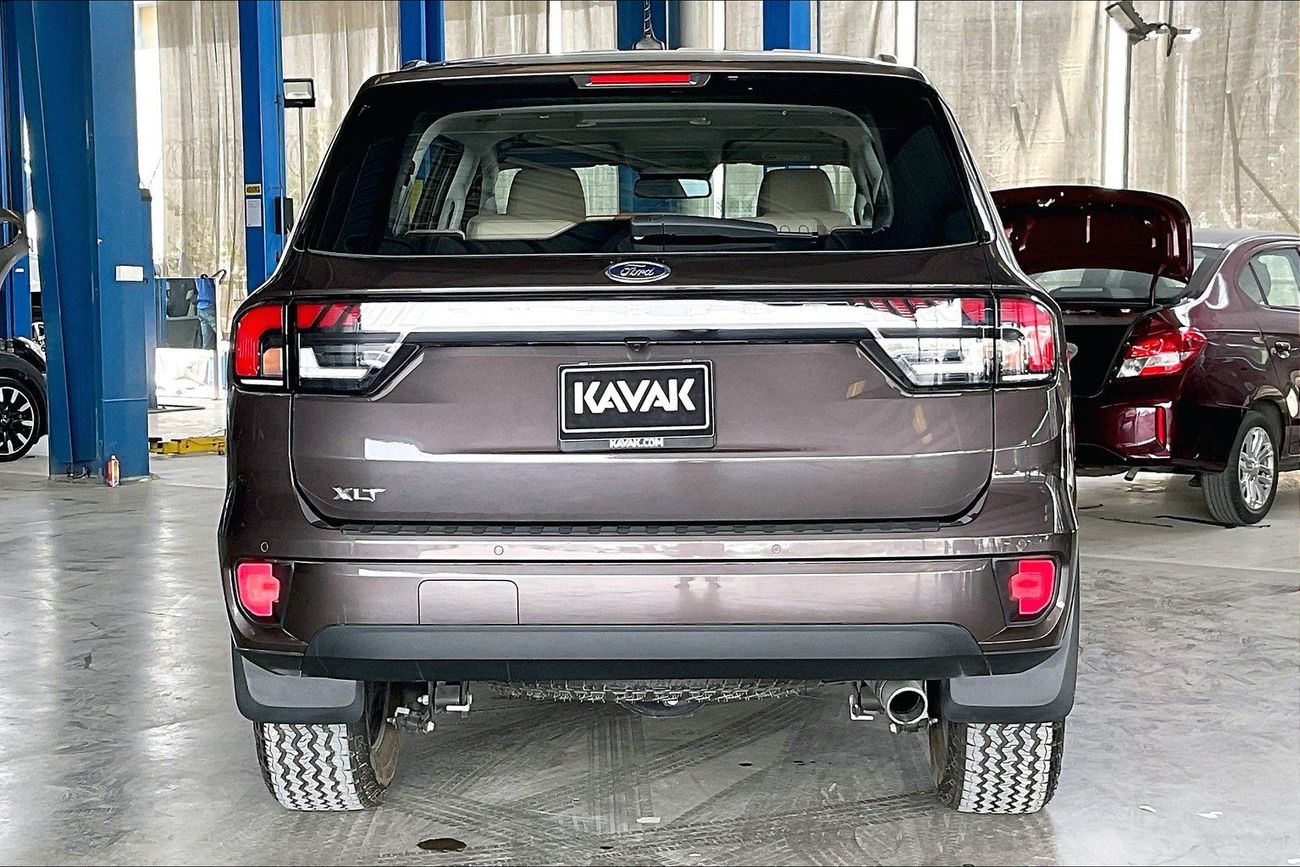 فورد ايفرست XLT | شامل الضمان | 0 ﺪﻔﻋﺓ ﺃﻮﻟﻯ