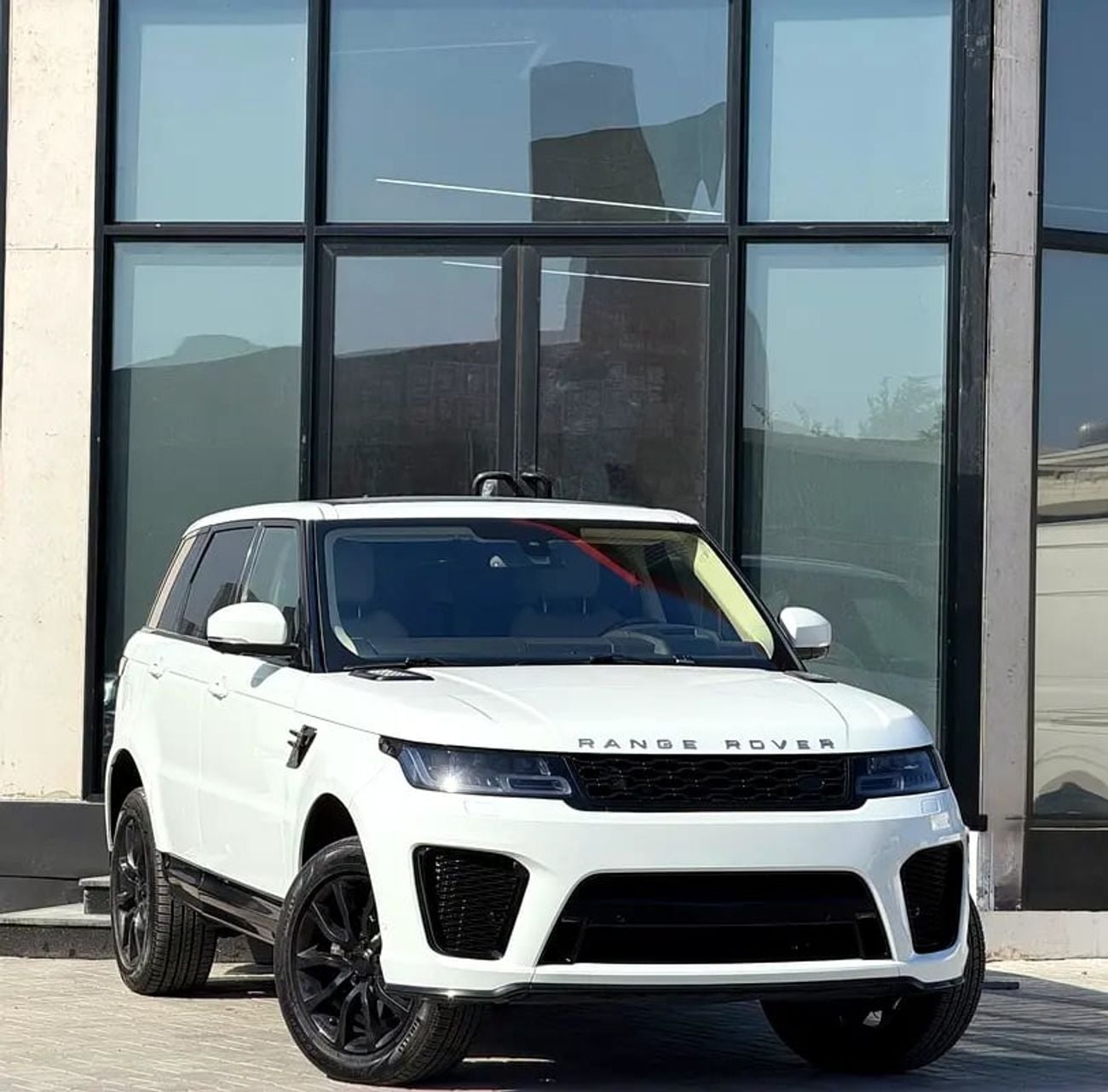 لاند روفر رينج روفر سبورت MORYA JESWANI CARS FOR USED AUTOMOBILE TRADING CO.L.L.C