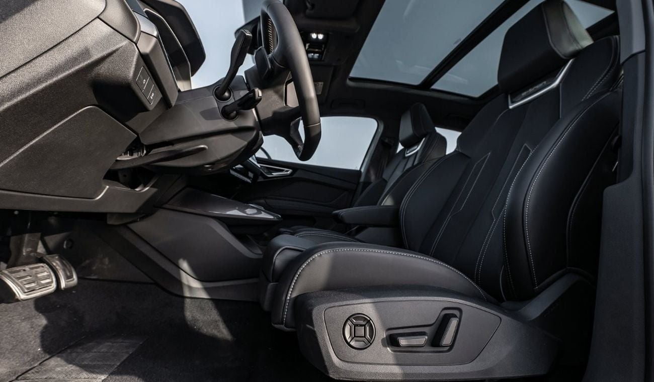 Audi Q4 2025 | AUDI E-TRON Q4 TOP VERSION [ EXPORT ONLY ]