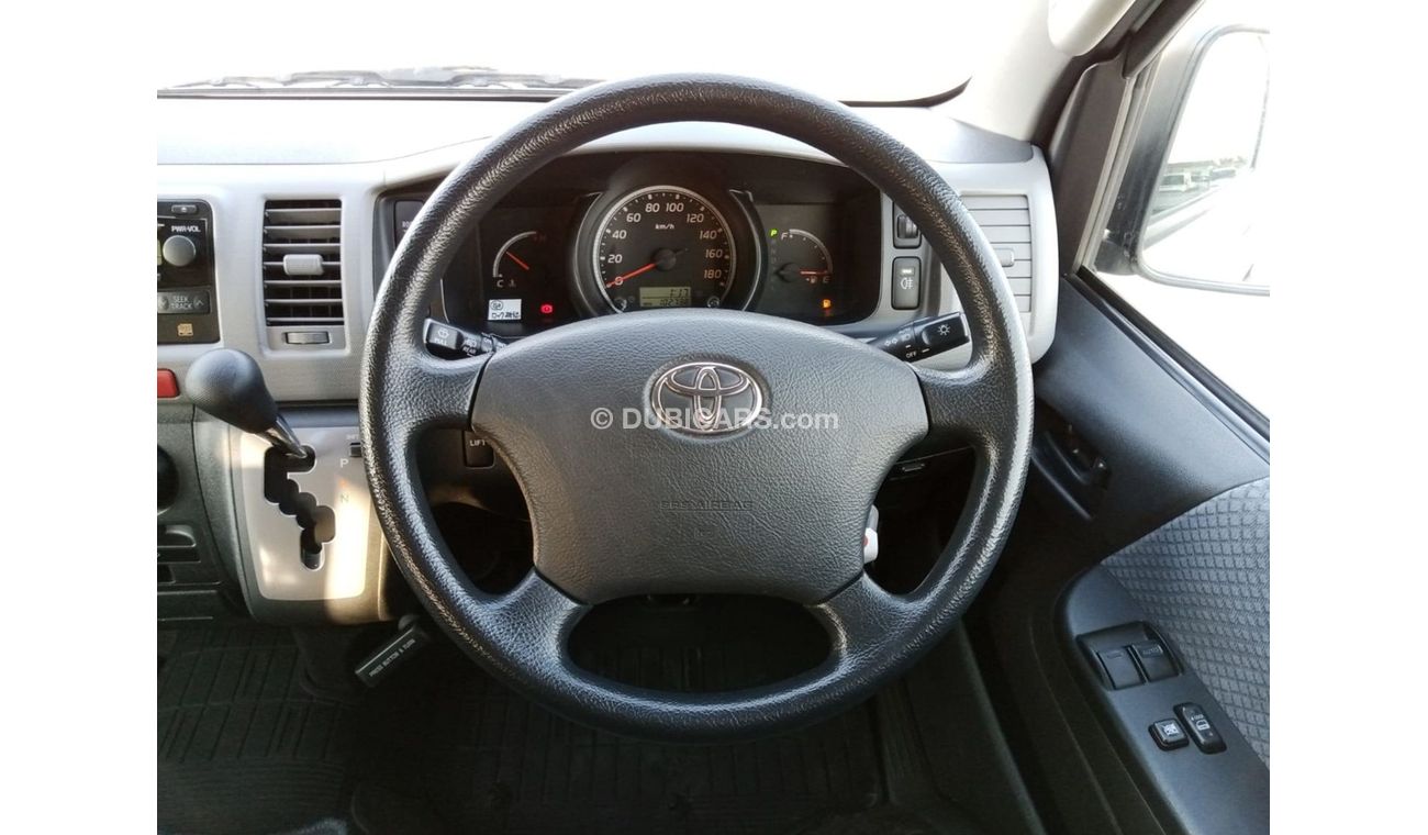 Toyota Hiace TOYOTA HIACE RIGHT HAND DRIVE (PM926)