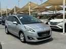 Peugeot 5008 Premium ACCIDENTS FREE - GCC - ORIGINAL PAINT - 1600 CC - PERFECT CONDITION INSIDE OUT