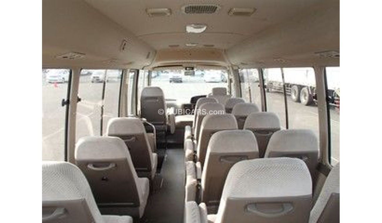 Toyota Coaster 2000