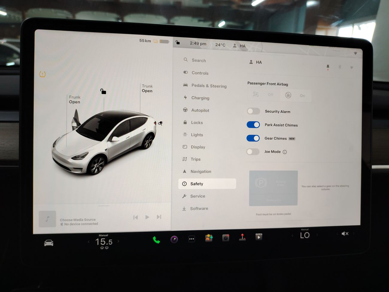 Tesla Model Y SUV 2023 0KM WITH 5% VAT + 3 YRS WARRANTY + FREE REGESTRATION