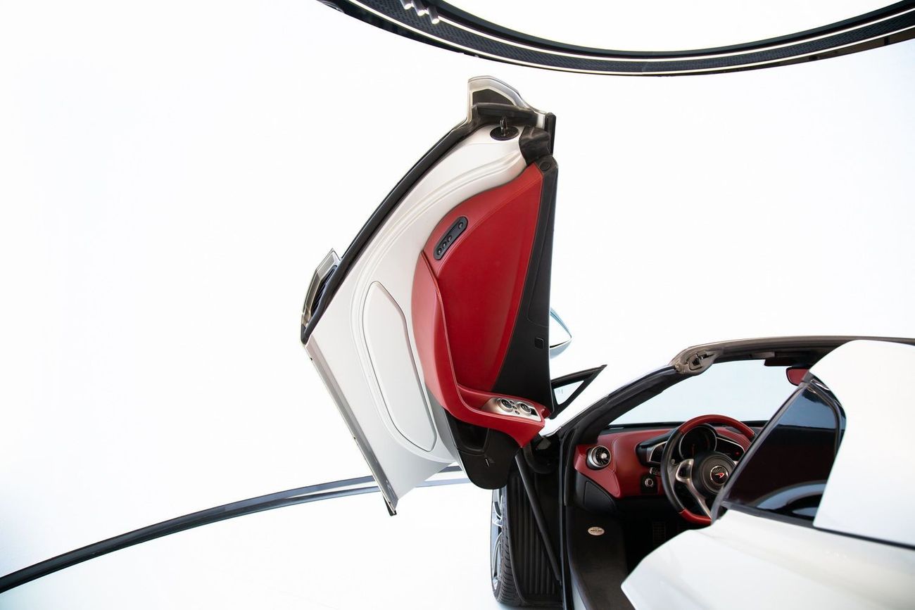 McLaren MP4 12C Spider McLaren MP4-12C Spyder