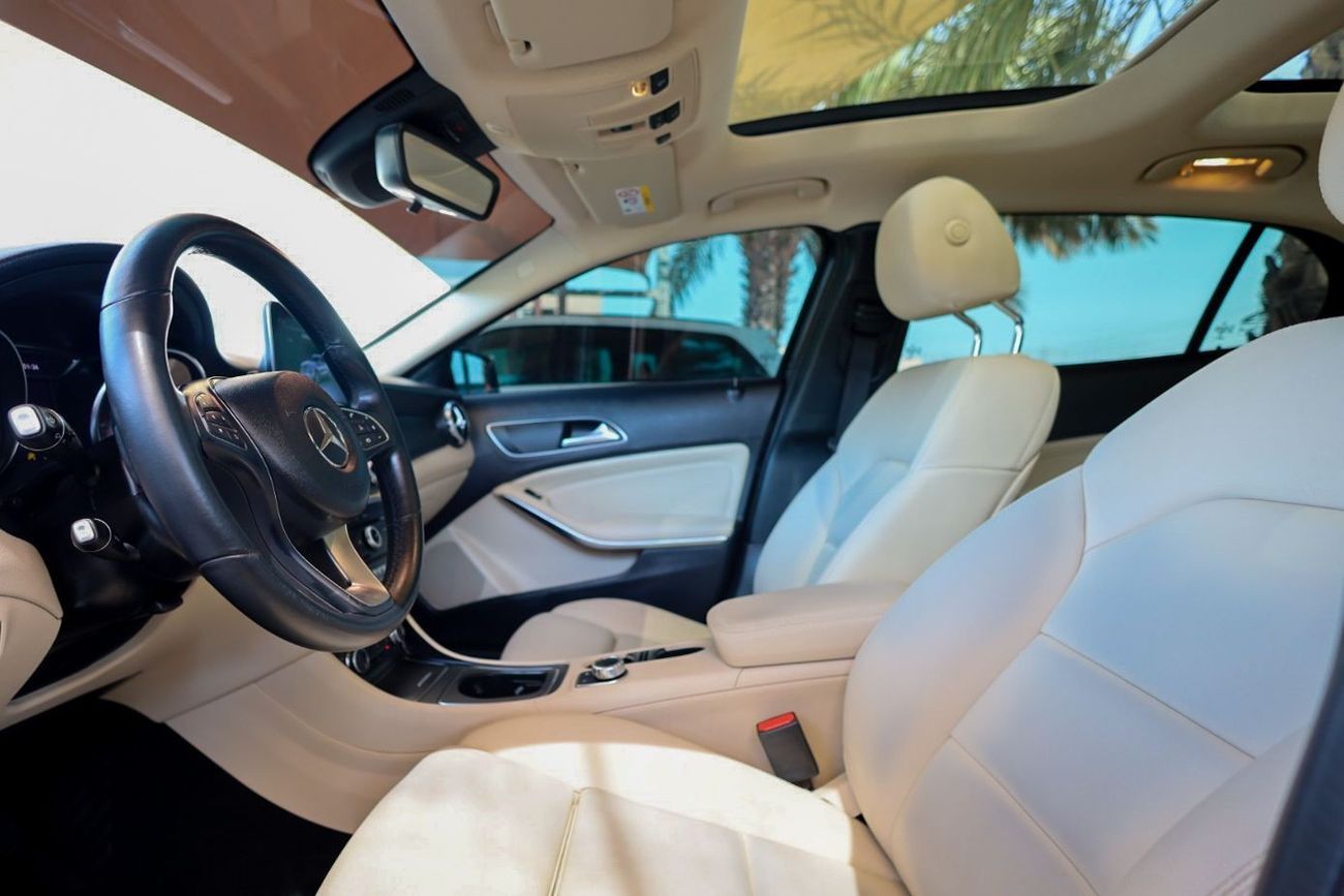 مرسيدس بنز GLA 220 Std