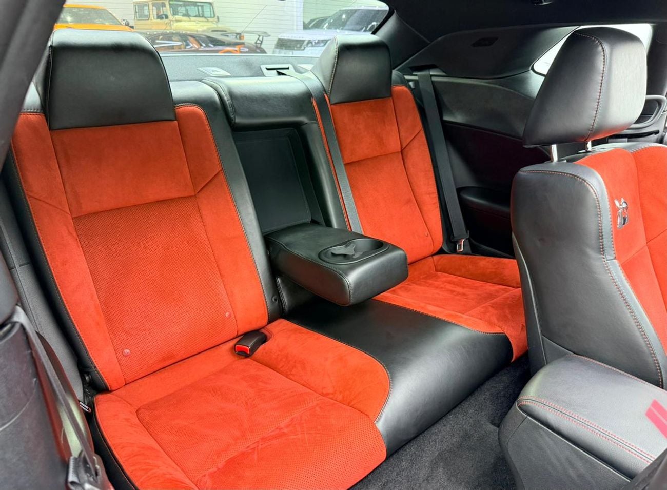 Dodge Challenger 2019 Dodge Challenger 392 SRT 8, Warranty, Carbon Fiber Package, Excellent Condition, GCC