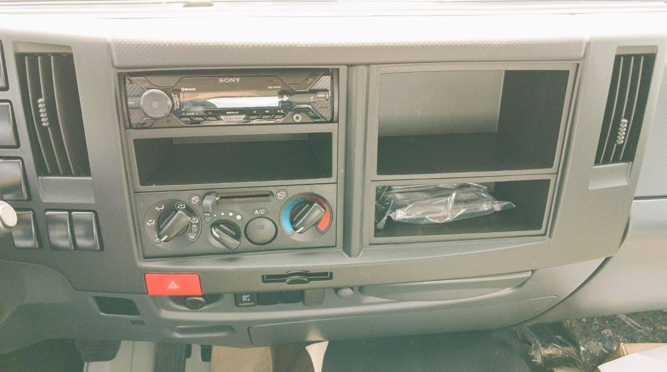 إيسوزو FVR 18 TON 4x2 Chassis 2024YM