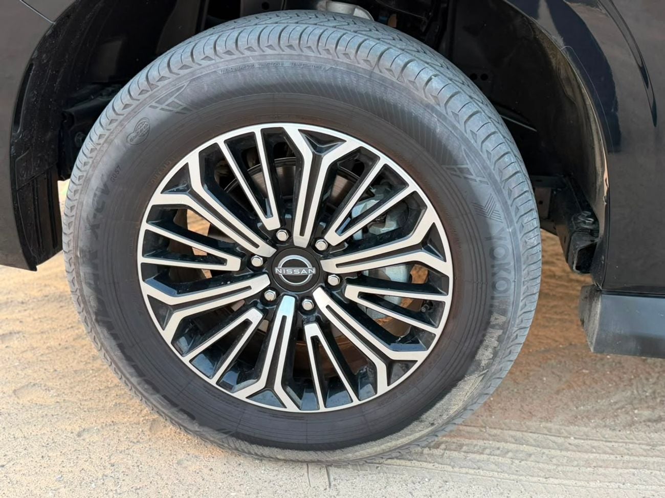 نيسان باترول LE TITANIUM