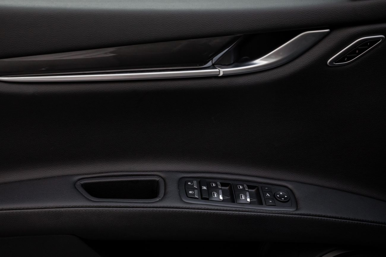 مازيراتي جيبلي Ghibli | 2,742 P.M | 0% Downpayment | GHIBLI GT HYBRID | WARRANTY!