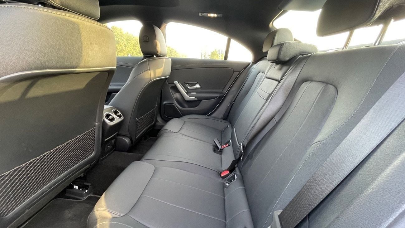 Mercedes Benz CLA250 Premium + 2.0L Accident Free