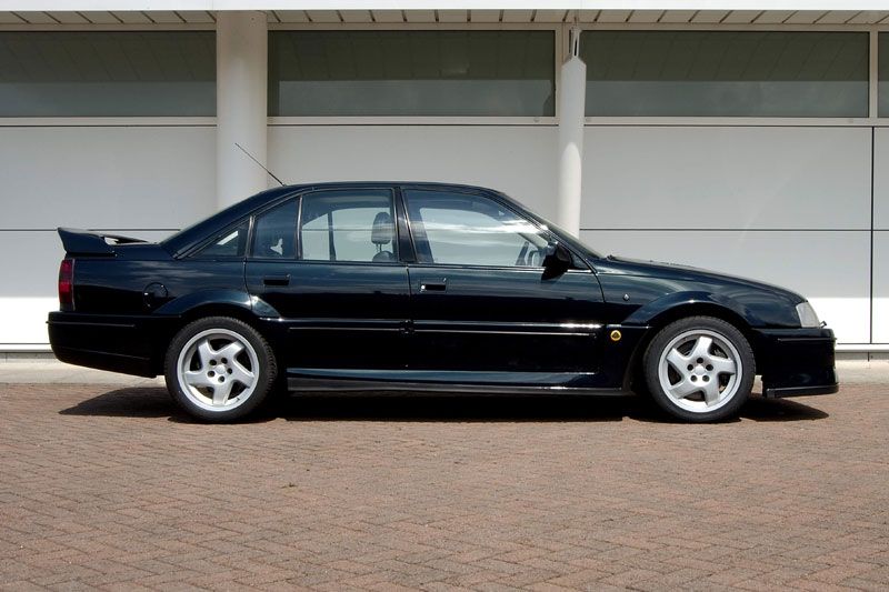 Opel Omega exterior - Side Profile
